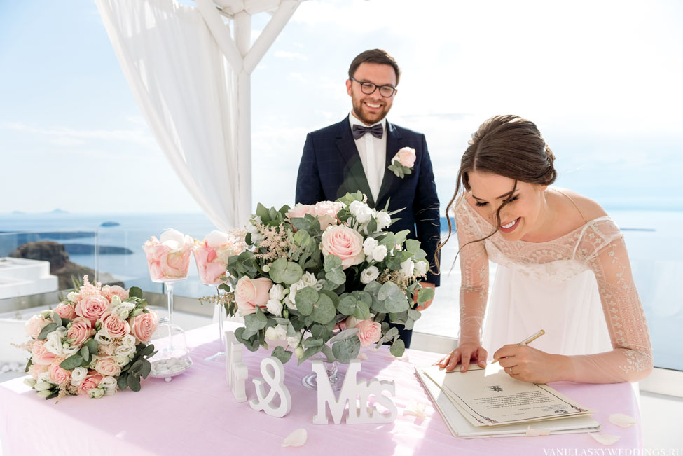 santorini_wedding_andromeda_villas_greece_venue_caldera_cliff_after_pandemia