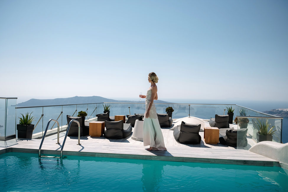 how-to-understand-if-wedding-on-santorini-will-be-okay-for-you
