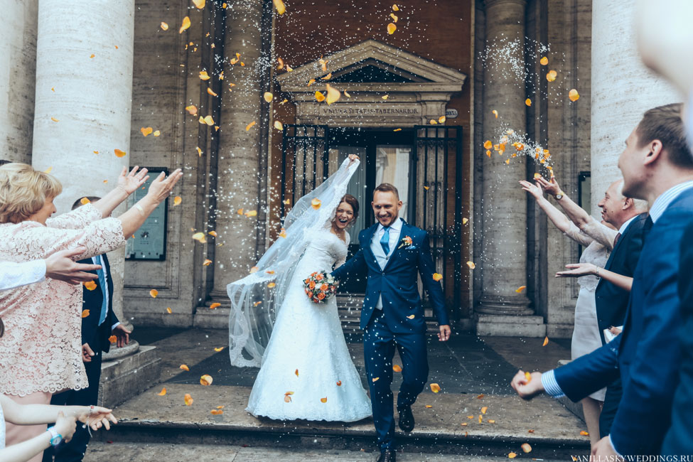 italy-rome-wedding-red-hall-campidoglio